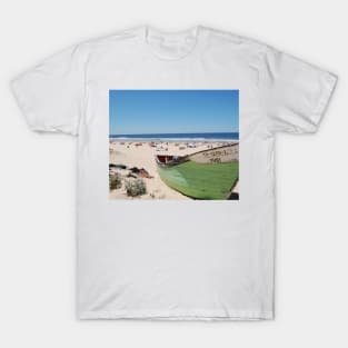 Smell the sea and feel the sky T-Shirt